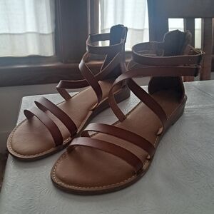 Womens Size 11 Universal Threads NWOT